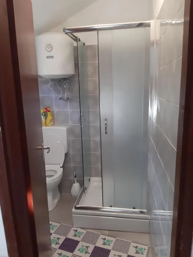 Apartment Apartmani Pilon Zdrelac Croatia