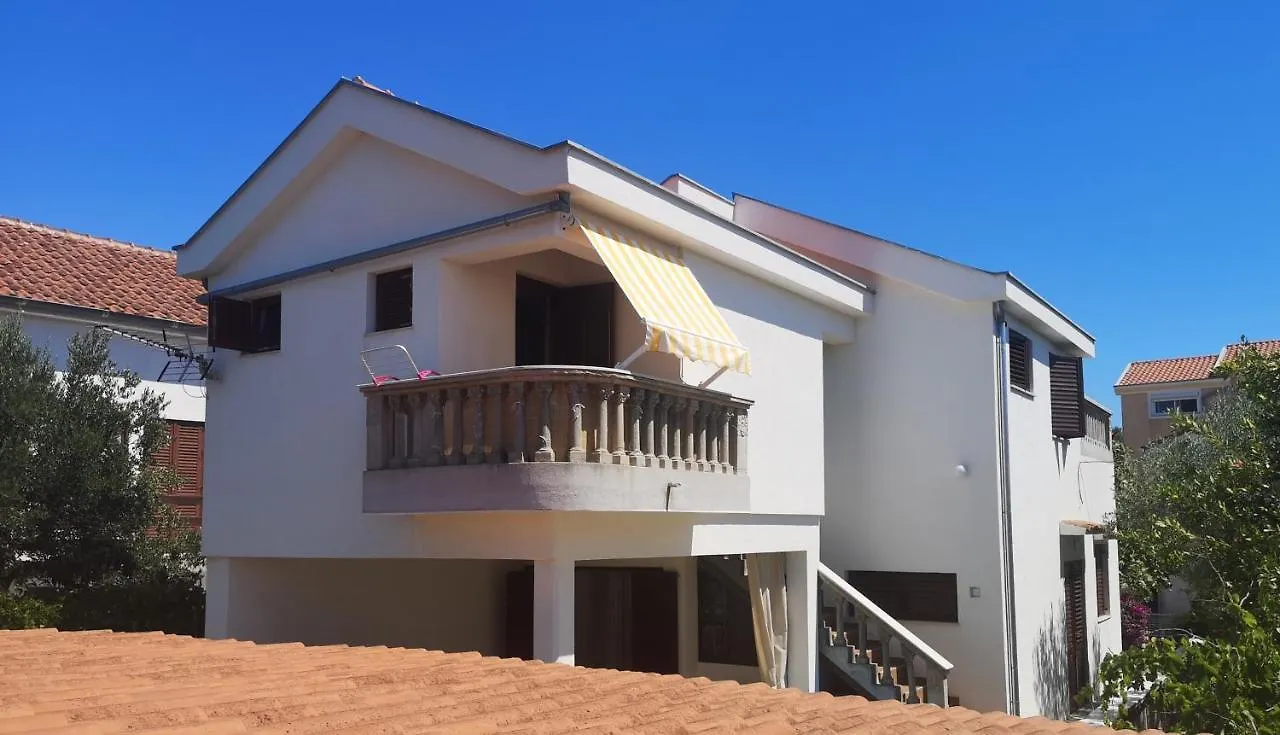Apartmani Pilon Zdrelac Apartment